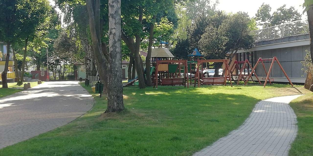 Apartament Sloneczny 코워브제크 외부 사진