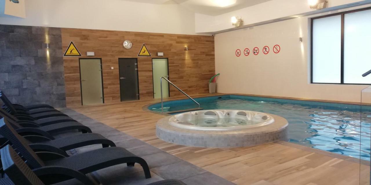 Apartament Sloneczny 코워브제크 외부 사진